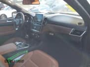 ✅ 2016 Mercedes-Benz GLE 350 • VIN: 4JGDA5JB0GA635425 • Lot: 43085233. Wystawiony na IAAI z przebiegiem 93 870 mil. Bezpłatny archiwum sprzedaży aukcyjnych z USA i szczegółowy raport historii pojazdu na DreamBid. Zdjęcie 5.