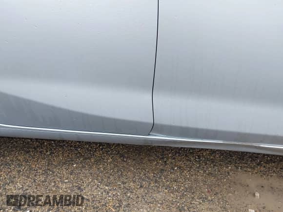 2017 Chevrolet Malibu LT с VIN 1G1ZE5ST7HF134230, выставлен на аукционе IAAI как лот 43288951 с пробегом 105 610 миль миль и . История ставок и продаж доступна на DreamBid. Изображение 18.