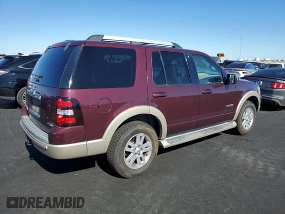 ✅ 2006 Ford Explorer Eddie Bauer • VIN: 1FMEU74EX6UA30788 • Лот: 85402275. Опубликован ранее на Copart с пробегом 159 464 миль. Бесплатный доступ к архиву аукционных продаж из США и подробный отчёт об истории автомобиля на DreamBid. Изображение 3.