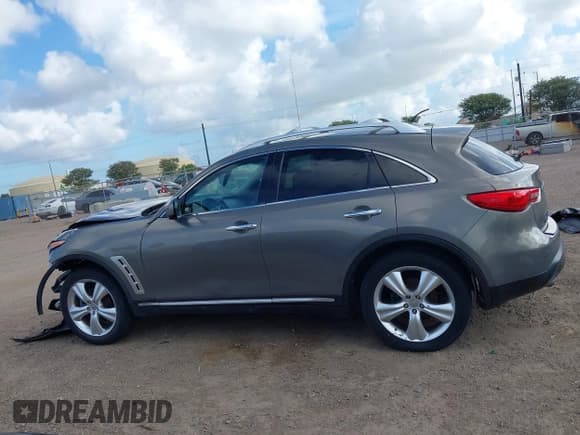 ✅ 2010 Infiniti FX • VIN: JN8AS1MW0AM856299 • Lot: 42585732. Wystawiony na IAAI z przebiegiem 74 415 mil. Bezpłatny archiwum sprzedaży aukcyjnych z USA i szczegółowy raport historii pojazdu na DreamBid. Zdjęcie 14.