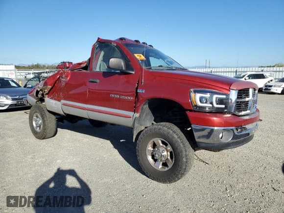 ✅ 2006 Dodge 2500 SLT • VIN: 1D7KS28D76J194122 • Лот: 85589985. Опубликован ранее на Copart с пробегом 142 022 миль. Бесплатный доступ к архиву аукционных продаж из США и подробный отчёт об истории автомобиля на DreamBid. Изображение 4.