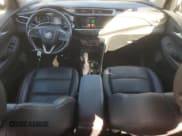 ✅ 2021 Buick Encore GX Essence • VIN: KL4MMFSL2MB062388 • Lot: 82611045. Wystawiony na Copart z przebiegiem 49 165 mil. Bezpłatny archiwum sprzedaży aukcyjnych z USA i szczegółowy raport historii pojazdu na DreamBid. Zdjęcie 8.