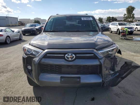 ✅ 2022 Toyota 4Runner SR5 Premium • VIN: JTEFU5JR5N5272686 • Lot: 82198025. Listed on Copart with 56,145 mi. Free auction sales archive from the USA and detailed vehicle history report at DreamBid. Image 5.