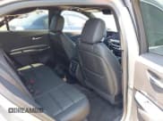 ✅ 2025 Cadillac XT4 FWD Premium Luxury • VIN: 1GYFZCR44SF133295 • Lot: 42914033. Wystawiony na IAAI z przebiegiem 4 620 mil. Bezpłatny archiwum sprzedaży aukcyjnych z USA i szczegółowy raport historii pojazdu na DreamBid. Zdjęcie 8.