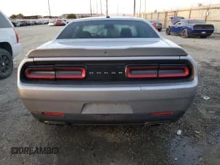 ✅ 2018 Dodge Challenger R/T • VIN: 2C3CDZBT9JH130793 • Lot: 91730915. Wystawiony na Copart z przebiegiem 130 301 mil. Bezpłatny archiwum sprzedaży aukcyjnych z USA i szczegółowy raport historii pojazdu na DreamBid. Zdjęcie 6.