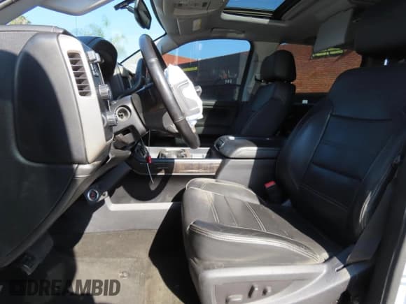 ✅ 2015 GMC Sierra 2500HD Denali • VIN: 1GT120E80FF175769 • Лот: 63915115. Опубликован ранее на Copart с пробегом 116 447 миль. Бесплатный доступ к архиву аукционных продаж из США и подробный отчёт об истории автомобиля на DreamBid. Изображение 9.