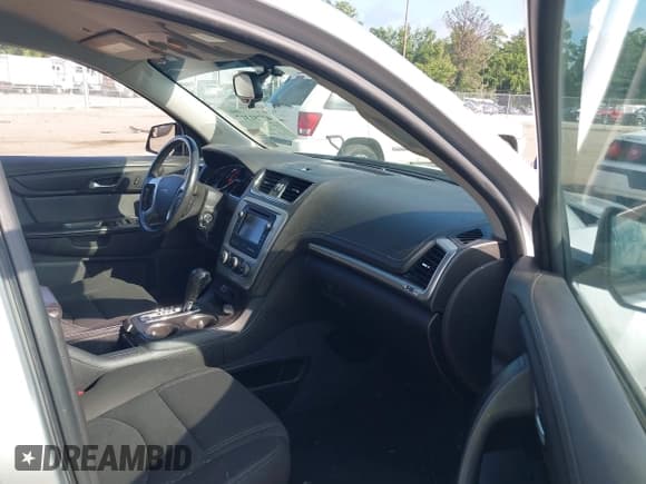 ✅ 2014 GMC Acadia SLE • VIN: 1GKKRNED4EJ186476 • Lot: 42751317. Listed on IAAI with 174,267 mi. Free auction sales archive from the USA and detailed vehicle history report at DreamBid. Image 5.