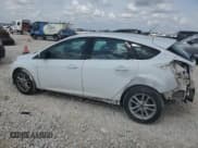 ✅ 2018 Ford Focus SE • VIN: 1FADP3K2XJL324155 • Лот: 89840525. Опубликован ранее на Copart с пробегом 77 161 миль. Бесплатный доступ к архиву аукционных продаж из США и подробный отчёт об истории автомобиля на DreamBid. Изображение 2.
