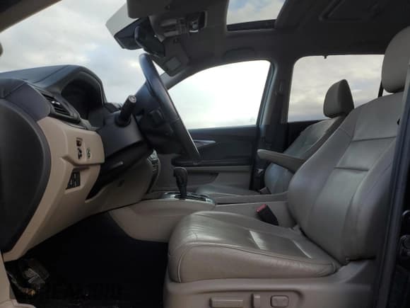 ✅ 2017 Honda Pilot EX-L • VIN: 5FNYF6H82HB503654 • Lot: 90577605. Listed on Copart with Not provided. Free auction sales archive from the USA and detailed vehicle history report at DreamBid. Image 7.