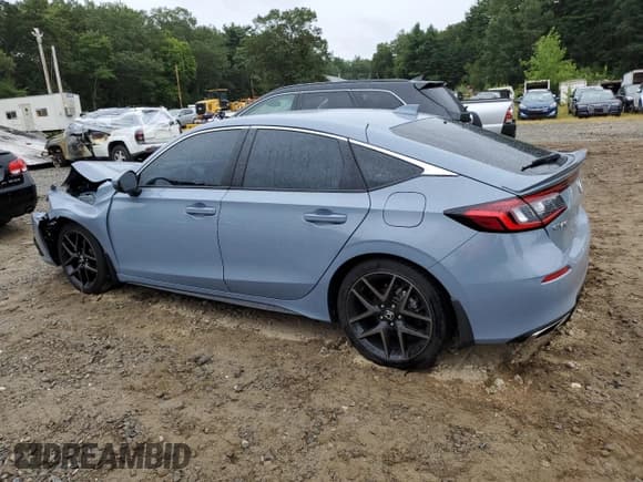 ✅ 2024 Honda Civic Sport Touring • VIN: 19XFL1G8XRE019744 • Lot: 69560635. Wystawiony na Copart z przebiegiem 6 973 mil. Bezpłatny archiwum sprzedaży aukcyjnych z USA i szczegółowy raport historii pojazdu na DreamBid. Zdjęcie 2.