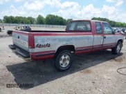 ✅ 1988 Chevrolet Silverado 1500 • VIN: 2GCEK19K7J1190525 • Лот: 42700348. Опубликован ранее на IAAI с пробегом 130 803 миль. Бесплатный доступ к архиву аукционных продаж из США и подробный отчёт об истории автомобиля на DreamBid. Изображение 4.