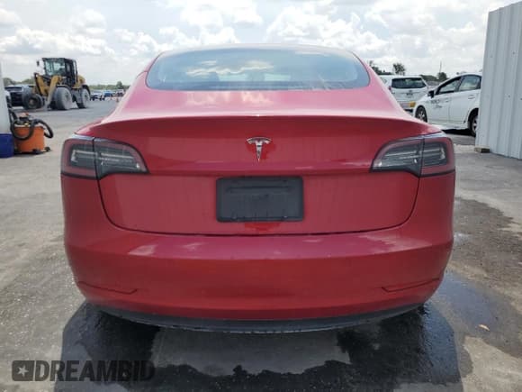 ✅ 2022 Tesla Model 3 Long Range • VIN: 5YJ3E1EB1NF286951 • Lot: 60655465. Wystawiony na Copart z przebiegiem Nie podano. Bezpłatny archiwum sprzedaży aukcyjnych z USA i szczegółowy raport historii pojazdu na DreamBid. Zdjęcie 6.