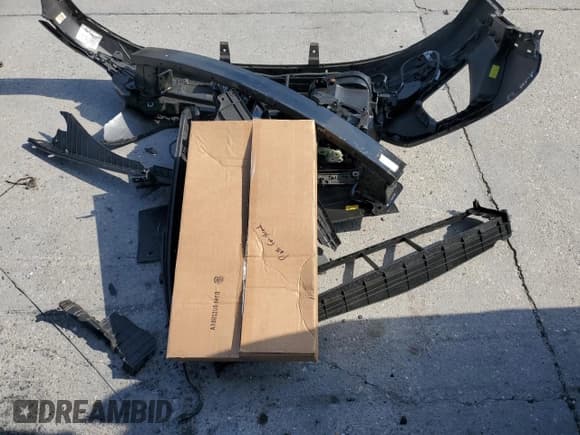 ✅ 2022 Hyundai Tucson SEL • VIN: 5NMJB3AE4NH089850 • Lot: 42664073. Wystawiony na Copart z przebiegiem 28 297 mil. Bezpłatny archiwum sprzedaży aukcyjnych z USA i szczegółowy raport historii pojazdu na DreamBid. Zdjęcie 15.