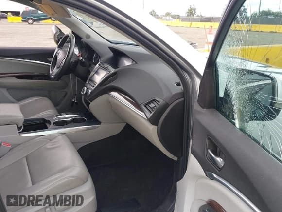 ✅ 2018 Acura MDX • VIN: 5J8YD4H32JL013878 • Lot: 43334972. Wystawiony na IAAI z przebiegiem 69 109 mil. Bezpłatny archiwum sprzedaży aukcyjnych z USA i szczegółowy raport historii pojazdu na DreamBid. Zdjęcie 5.