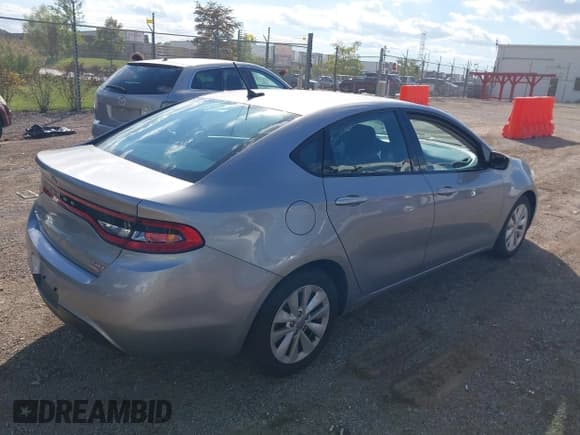 ✅ 2015 Dodge Dart Aero • VIN: 1C3CDFDH0FD173740 • Лот: 43320462. Опубликован ранее на IAAI с пробегом 96 079 миль. Бесплатный доступ к архиву аукционных продаж из США и подробный отчёт об истории автомобиля на DreamBid. Изображение 4.
