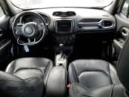 ✅ 2020 Jeep Renegade Altitude • VIN: ZACNJBB18LPL40934 • Lot: 68264164. Wystawiony na Copart z przebiegiem 74 842 mil. Bezpłatny archiwum sprzedaży aukcyjnych z USA i szczegółowy raport historii pojazdu na DreamBid. Zdjęcie 8.