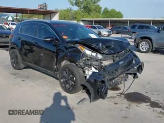 ✅ 2021 Kia Sportage S • VIN: KNDP63AC8M7925582 • Lot: 43103363. Wystawiony na IAAI z przebiegiem 67 508 mil. Bezpłatny archiwum sprzedaży aukcyjnych z USA i szczegółowy raport historii pojazdu na DreamBid. Zdjęcie 1.