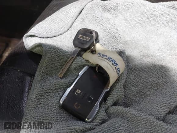 ✅ 2015 GMC Sierra 2500HD SLT • VIN: 1GT12ZEGXFF129295 • Лот: 42664288. Опубликован ранее на IAAI с пробегом 219 620 миль. Бесплатный доступ к архиву аукционных продаж из США и подробный отчёт об истории автомобиля на DreamBid. Изображение 11.