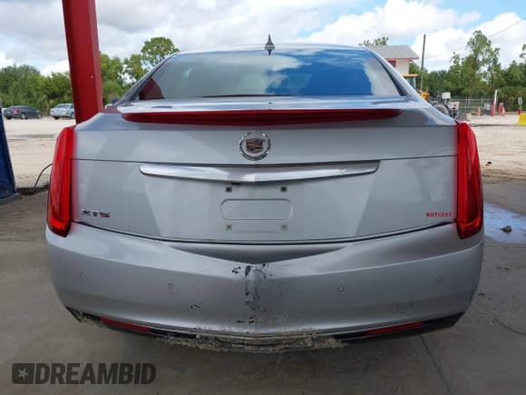 ✅ 2013 Cadillac XTS Livery • VIN: 2G61W5S38D9110591 • Lot: 43156880. Listed on IAAI with 420,217 mi. Free auction sales archive from the USA and detailed vehicle history report at DreamBid. Image 16.