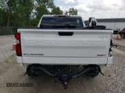✅ 2021 Chevrolet Silverado 1500 RST • VIN: 3GCUYEED3MG123232 • Lot: 66660014. Wystawiony na Copart z przebiegiem 41 187 mil. Bezpłatny archiwum sprzedaży aukcyjnych z USA i szczegółowy raport historii pojazdu na DreamBid. Zdjęcie 6.