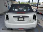 ✅ 2017 MINI Convertible Cooper • VIN: WMWWG5C5XH3C20217 • Лот: 68411985. Опубликован ранее на Copart с пробегом 45 873 миль. Бесплатный доступ к архиву аукционных продаж из США и подробный отчёт об истории автомобиля на DreamBid. Изображение 6.