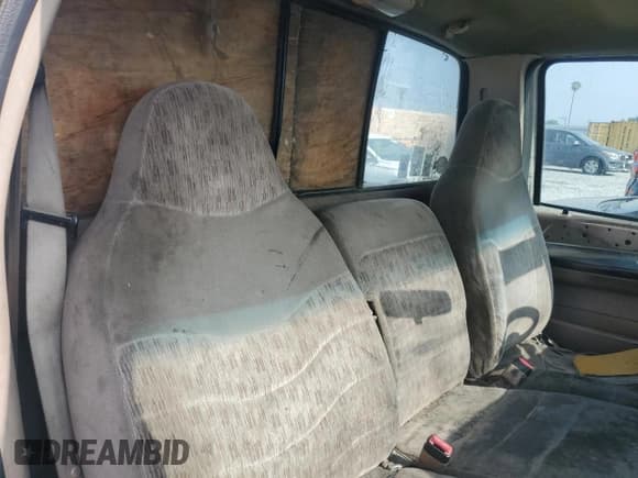✅ 1999 Ford F-250 XL • VIN: 1FTNF20L3XEA99923 • Lot: 58765435. Listed on Copart with 559,043 mi. Free auction sales archive from the USA and detailed vehicle history report at DreamBid. Image 10.