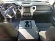 ✅ 2015 Toyota Tundra SR • VIN: 5TFUY5F18FX470543 • Лот: 81334275. Опубликован ранее на Copart с пробегом 86 768 миль. Бесплатный доступ к архиву аукционных продаж из США и подробный отчёт об истории автомобиля на DreamBid. Изображение 8.