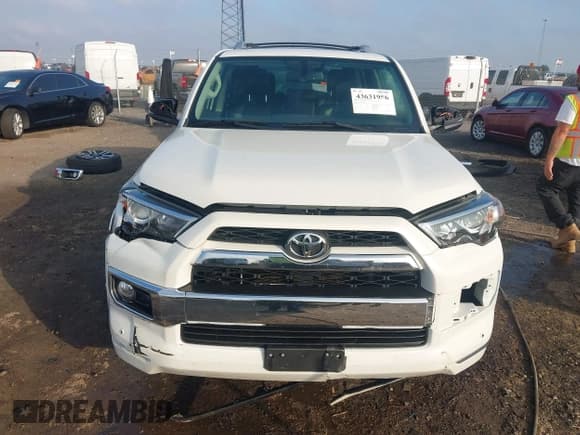 ✅ 2016 Toyota 4Runner Limited • VIN: JTEBU5JR1G5386346 • Lot: 43631956. Listed on IAAI with 116,648 mi. Free auction sales archive from the USA and detailed vehicle history report at DreamBid. Image 13.