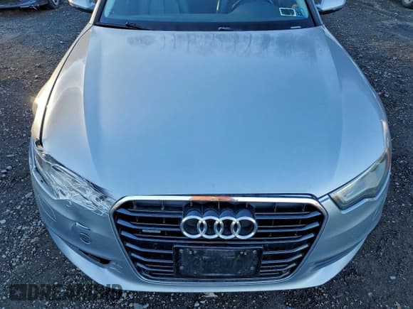 ✅ 2014 Audi A6 Premium Plus • VIN: WAUGFAFC8EN046574 • Лот: 93981075. Опубликован ранее на Copart с пробегом 242 601 миль. Бесплатный доступ к архиву аукционных продаж из США и подробный отчёт об истории автомобиля на DreamBid. Изображение 11.