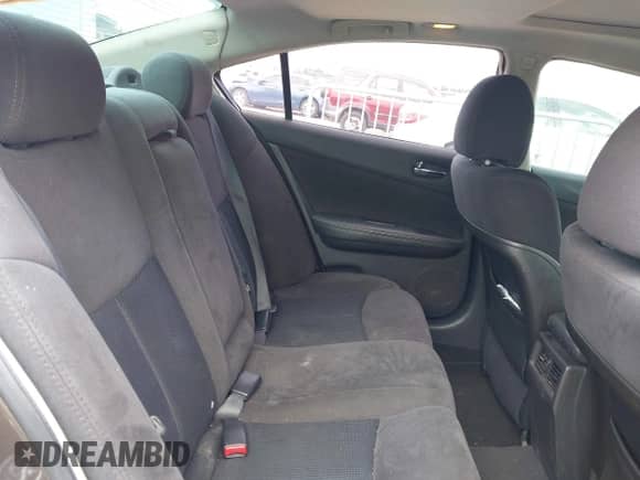 2012 Nissan Maxima S z VIN 1N4AA5AP3CC819247, wystawiony jako IAAI lot #42849206 z przebiegiem 197 994 mil mil oraz . Historia ofert i sprzedaży dostępna na DreamBid. Obrazek 8.