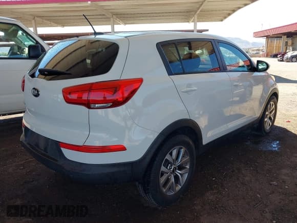 ✅ 2016 Kia Sportage LX • VIN: KNDPBCAC5G7815279 • Lot: 43285404. Listed on IAAI with 145,328 mi. Free auction sales archive from the USA and detailed vehicle history report at DreamBid. Image 4.
