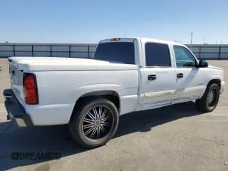 ✅ 2006 Chevrolet Silverado 1500 LT1 • VIN: 2GCEC13N061339994 • Лот: 77231254. Опубликован ранее на Copart с пробегом 16 миль. Бесплатный доступ к архиву аукционных продаж из США и подробный отчёт об истории автомобиля на DreamBid. Изображение 3.