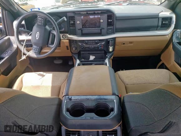 ✅ 2024 Ford F-350 XL • VIN: 1FT8W3DM4REC62569 • Лот: 58057795. Опубликован ранее на Copart с пробегом Не указан. Бесплатный доступ к архиву аукционных продаж из США и подробный отчёт об истории автомобиля на DreamBid. Изображение 8.