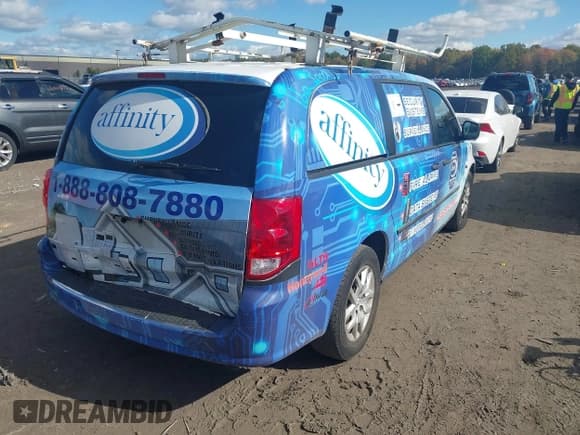 ✅ 2014 Ram Cargo Van Tradesman • VIN: 2C4JRGAG1ER375049 • Lot: 43503620. Wystawiony na IAAI z przebiegiem 225 263 mil. Bezpłatny archiwum sprzedaży aukcyjnych z USA i szczegółowy raport historii pojazdu na DreamBid. Zdjęcie 4.