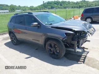 ✅ 2020 Jeep Cherokee Latitude Plus • VIN: 1C4PJLLB4LD530396 • Лот: 42258457. Опубликован ранее на IAAI с пробегом 41 873 миль. Бесплатный доступ к архиву аукционных продаж из США и подробный отчёт об истории автомобиля на DreamBid. Изображение 1.