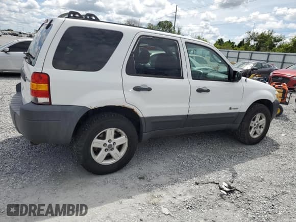 ✅ 2006 Ford Escape Hybrid • VIN: 1FMYU96H46KD56176 • Lot: 68761805. Wystawiony na Copart z przebiegiem 138 396 mil. Bezpłatny archiwum sprzedaży aukcyjnych z USA i szczegółowy raport historii pojazdu na DreamBid. Zdjęcie 3.