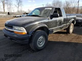 2001 Chevrolet S-10 LS ZR2 с VIN 1GCCT19W318206255, выставлен на аукционе Copart как лот 42445755 с пробегом 144 450 миль миль и Чистый • Clean title. История ставок и продаж доступна на DreamBid. Изображение 1.