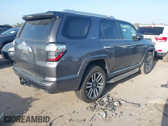 ✅ 2019 Toyota 4Runner SR5 • VIN: JTEBU5JR8K5670176 • Лот: 42744056. Опубликован ранее на IAAI с пробегом 138 055 миль. Бесплатный доступ к архиву аукционных продаж из США и подробный отчёт об истории автомобиля на DreamBid. Изображение 4.