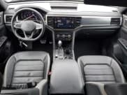 ✅ 2020 Volkswagen Atlas SEL Premium R-Line • VIN: 1V2TE2CA3LC212438 • Лот: 92131775. Опубликован ранее на Copart с пробегом 15 207 миль. Бесплатный доступ к архиву аукционных продаж из США и подробный отчёт об истории автомобиля на DreamBid. Изображение 8.