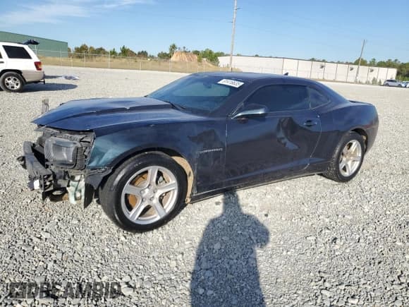✅ 2013 Chevrolet Camaro LS • VIN: 2G1FE1E33D9125938 • Лот: 91416635. Опубликован ранее на Copart с пробегом 141 224 миль. Бесплатный доступ к архиву аукционных продаж из США и подробный отчёт об истории автомобиля на DreamBid. Изображение 1.
