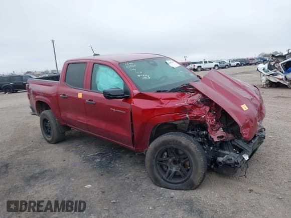 ✅ 2023 Chevrolet Colorado 2WD Work Truck • VIN: 1GCGSBEC1P1141557 • Lot: 41505314. Wystawiony na IAAI z przebiegiem Nie podano. Bezpłatny archiwum sprzedaży aukcyjnych z USA i szczegółowy raport historii pojazdu na DreamBid. Zdjęcie 12.