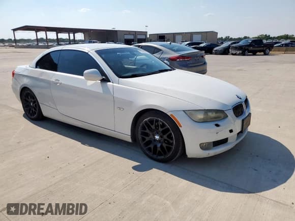 ✅ 2010 BMW 3 Series 328i • VIN: WBAWR3C52AP463353 • Lot: 70332025. Wystawiony na Copart z przebiegiem Nie podano. Bezpłatny archiwum sprzedaży aukcyjnych z USA i szczegółowy raport historii pojazdu na DreamBid. Zdjęcie 4.