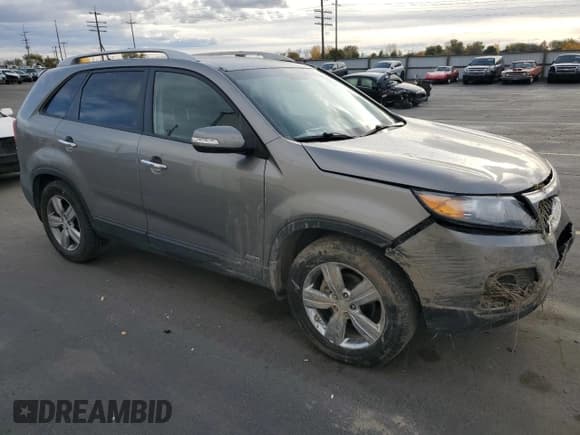✅ 2013 Kia Sorento EX • VIN: 5XYKUDA26DG347403 • Lot: 91799625. Listed on Copart with Not provided. Free auction sales archive from the USA and detailed vehicle history report at DreamBid. Image 4.