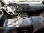 ✅ 2008 Chevrolet Silverado 2500HD 1LT • VIN: 1GCHK29KX8E175321 • Lot: 56190415. Wystawiony na Copart z przebiegiem 135 748 mil. Bezpłatny archiwum sprzedaży aukcyjnych z USA i szczegółowy raport historii pojazdu na DreamBid. Zdjęcie 8.