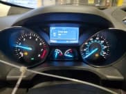 ✅ 2014 Ford Escape SE • VIN: 1FMCU9GX5EUE48402 • Лот: 94169125. Опубликован ранее на Copart с пробегом 151 356 миль. Бесплатный доступ к архиву аукционных продаж из США и подробный отчёт об истории автомобиля на DreamBid. Изображение 9.