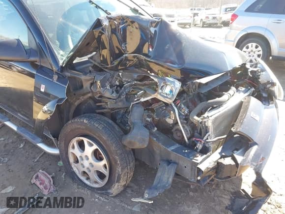 ✅ 2004 Saturn VUE V6 • VIN: 5GZCZ53414S842093 • Lot: 41632823. Wystawiony na IAAI z przebiegiem 131 605 mil. Bezpłatny archiwum sprzedaży aukcyjnych z USA i szczegółowy raport historii pojazdu na DreamBid. Zdjęcie 6.