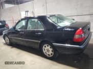 ✅ 1996 Mercedes-Benz C • VIN: WDBHA22E6TF424285 • Лот: 87699795. Опубликован ранее на Copart с пробегом 114 544 миль. Бесплатный доступ к архиву аукционных продаж из США и подробный отчёт об истории автомобиля на DreamBid. Изображение 2.