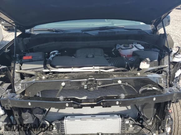 ✅ 2025 Chevrolet Silverado 1500 • VIN: 1GCPKEEK6SZ237851 • Лот: 71095235. Опубликован ранее на Copart с пробегом 3 329 миль. Бесплатный доступ к архиву аукционных продаж из США и подробный отчёт об истории автомобиля на DreamBid. Изображение 11.