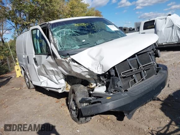 ✅ 2014 Chevrolet Express Cargo • VIN: 1GCZGTCA0E1134145 • Lot: 43533507. Listed on IAAI with 201,064 mi. Free auction sales archive from the USA and detailed vehicle history report at DreamBid. Image 6.