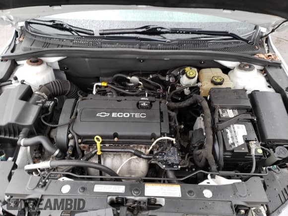 ✅ 2016 Chevrolet Cruze LS • VIN: 1G1PC5SGXG7165092 • Lot: 35913253. Listed on Copart with 97,564 mi. Free auction sales archive from the USA and detailed vehicle history report at DreamBid. Image 11.